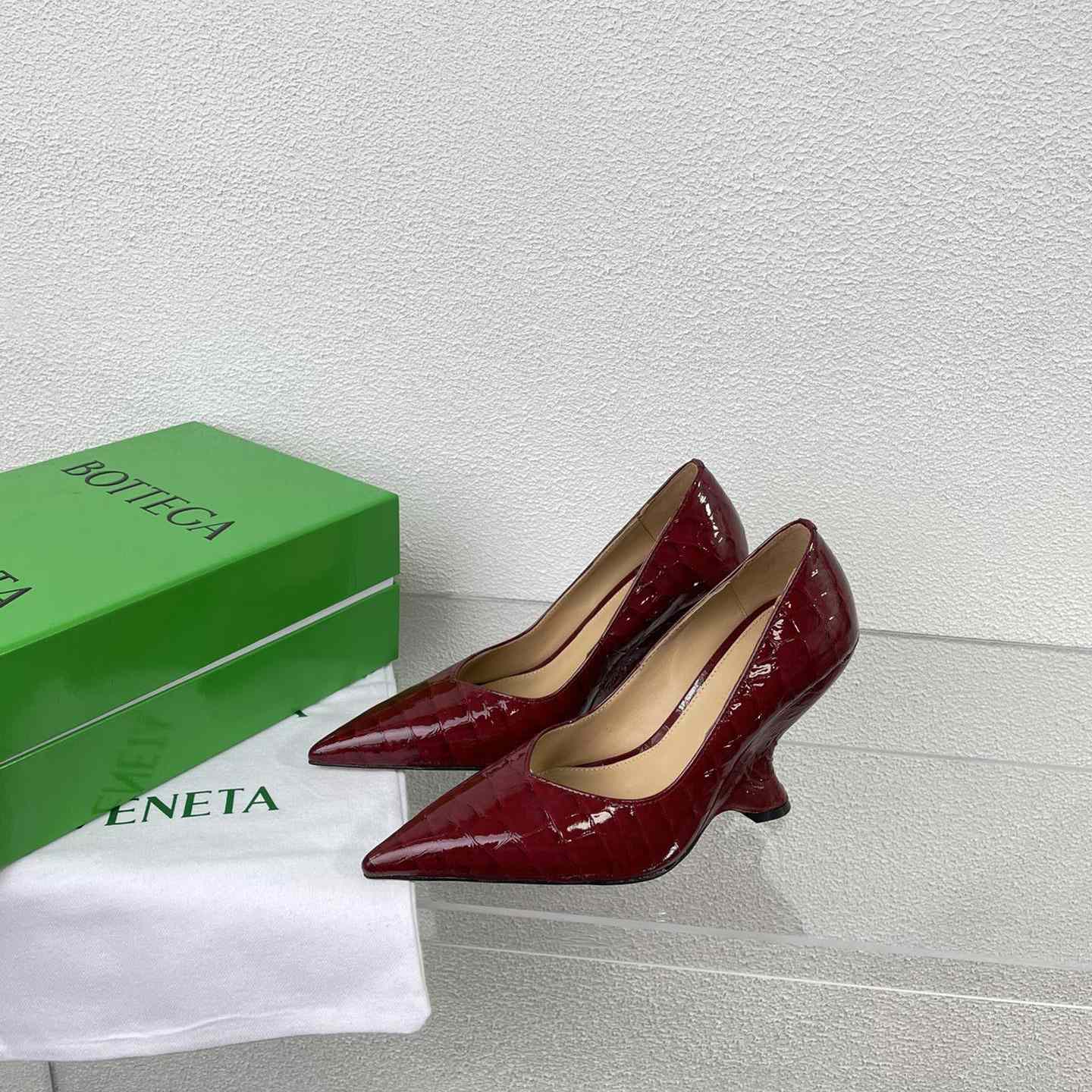 Bottega Veneta Punta Pump - EUR FASHION