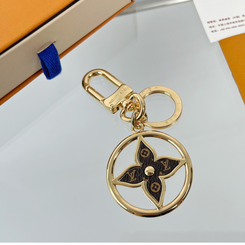 Louis Vuitton Puzzle Flower Monogram Keyring    M01207 - EUR FASHION