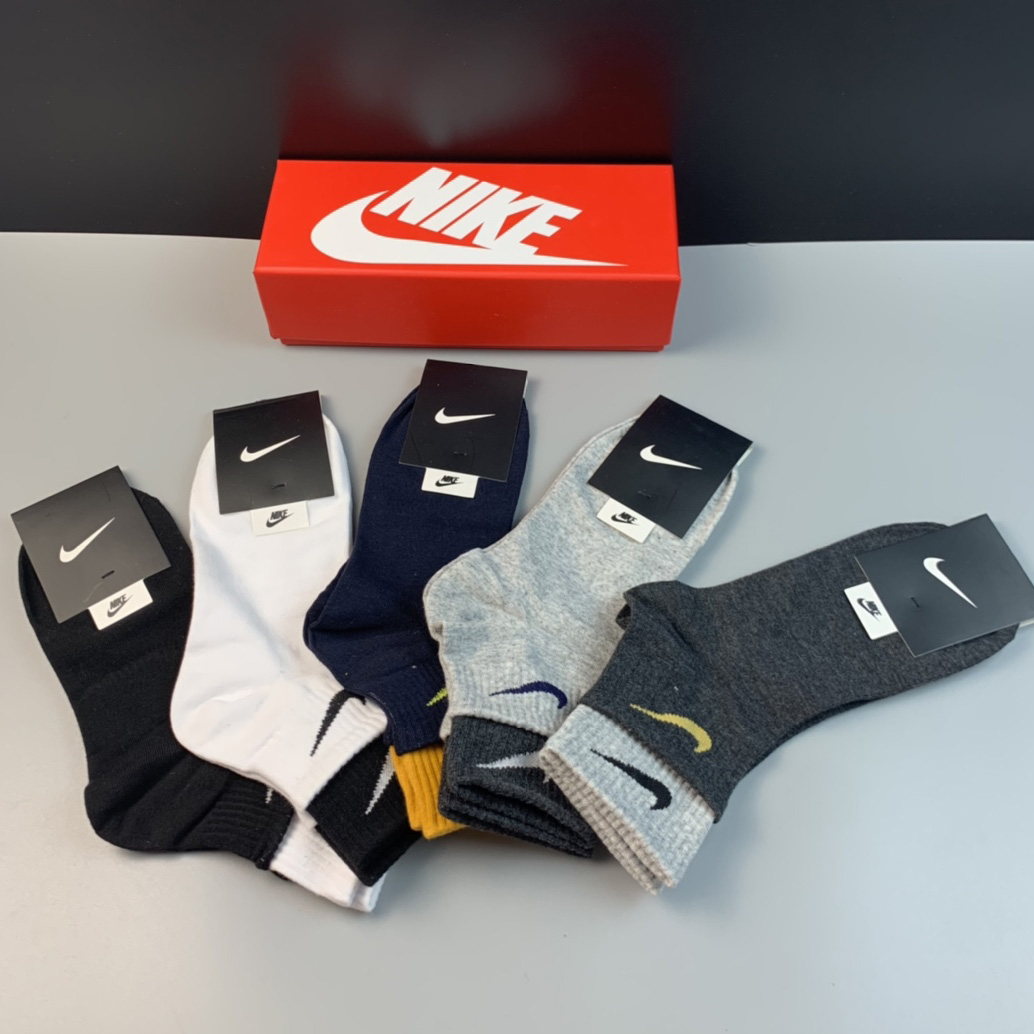 Nike Socks /Box - EUR FASHION