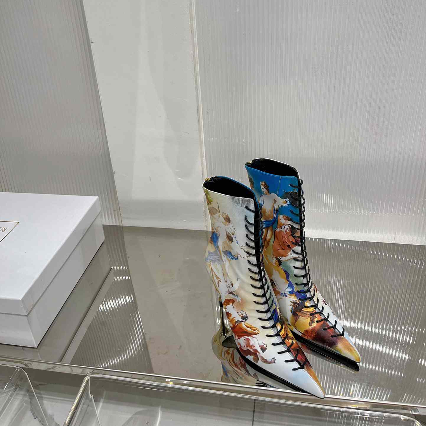 Balmain Uria Ankle Boots In Sky Print Leather - EUR FASHION