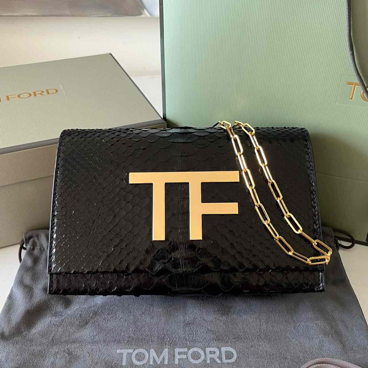 Tom Ford Leather TF Bag (21-13-6cm) - EUR FASHION