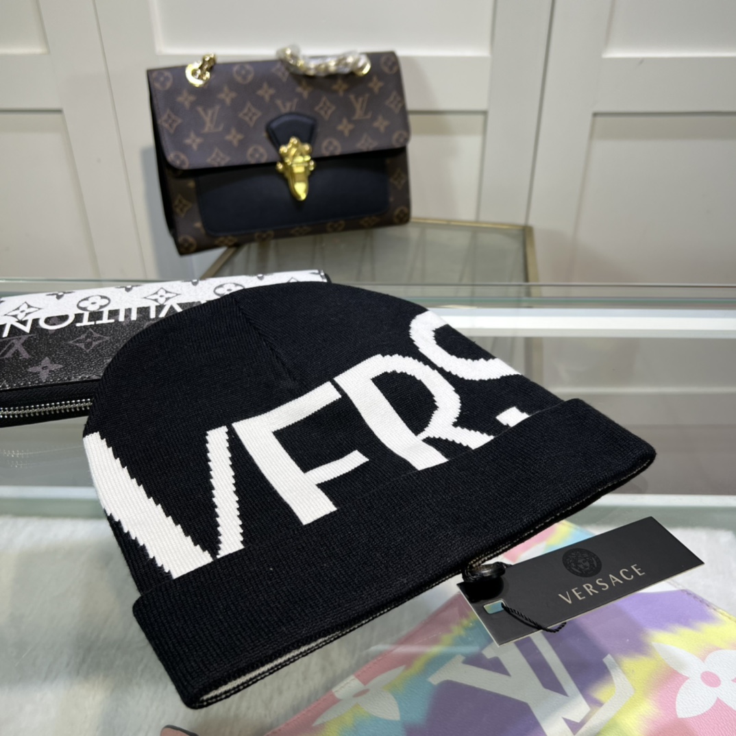 Versace Logo-intarsia Wool Beanie - EUR FASHION