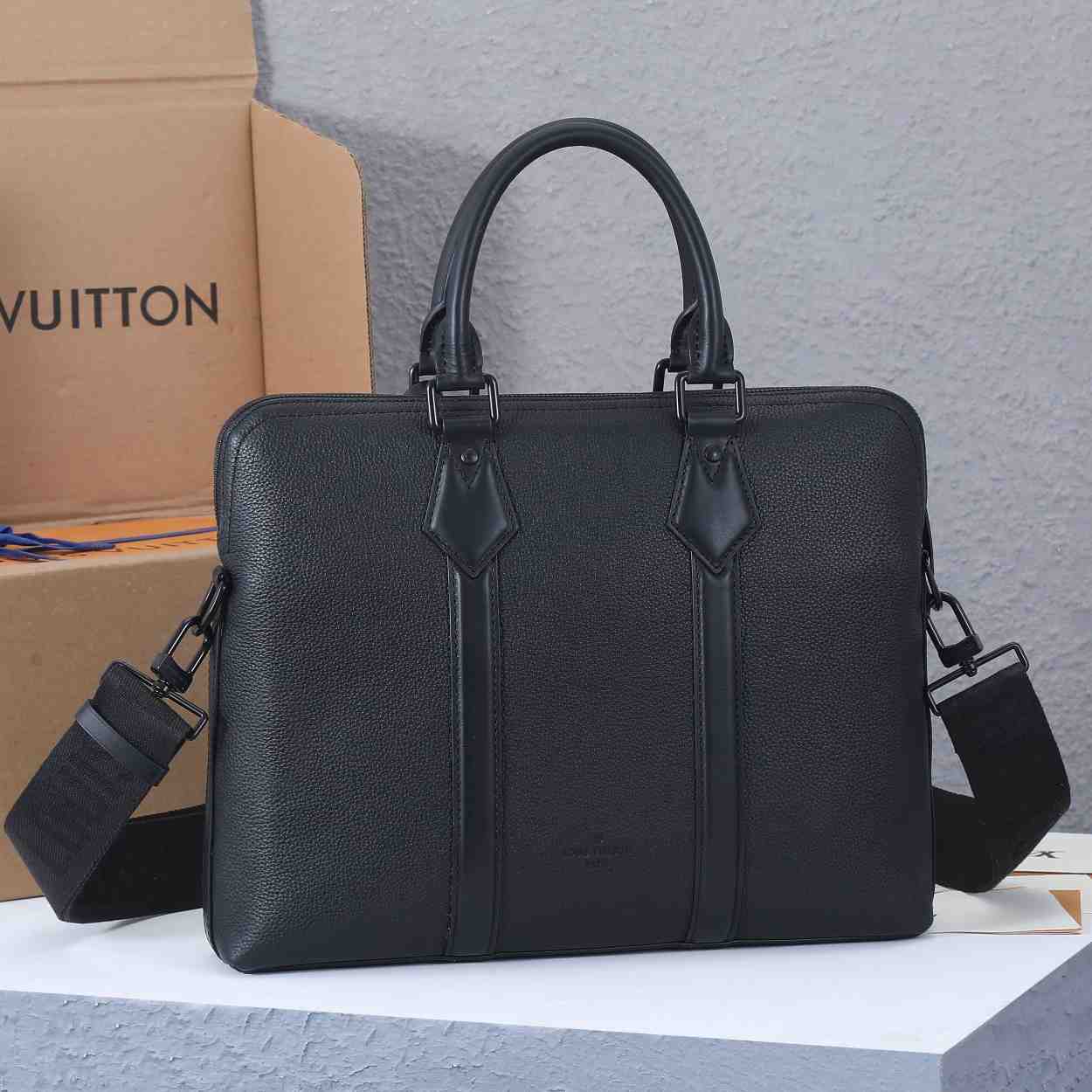 Louis Vuitton Takeoff Briefcase     M59159 - EUR FASHION