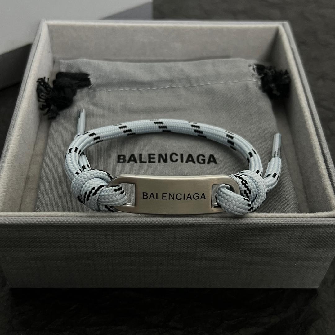 Balenciaga Plate Bracelet - EUR FASHION