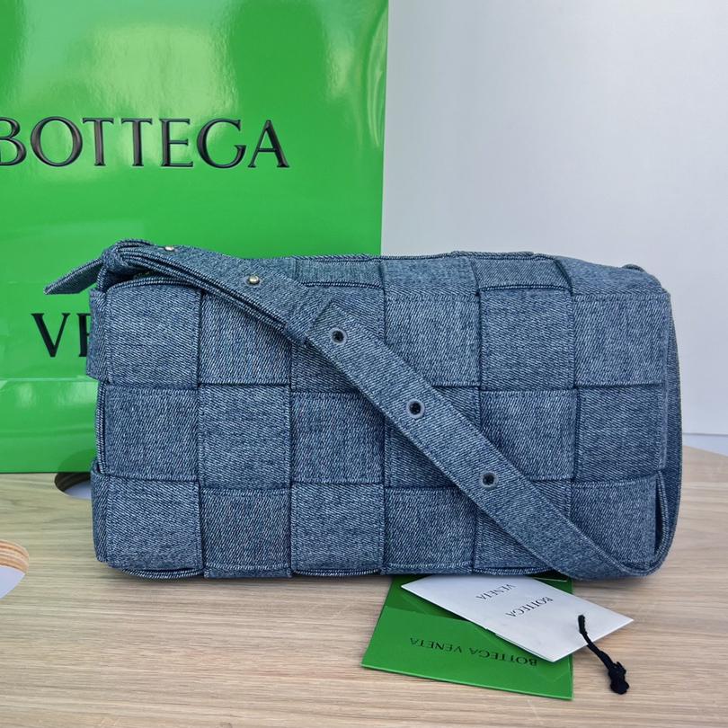 Bottega Veneta Brick Cassette Shoulder Bag (28x14x10cm) - EUR FASHION