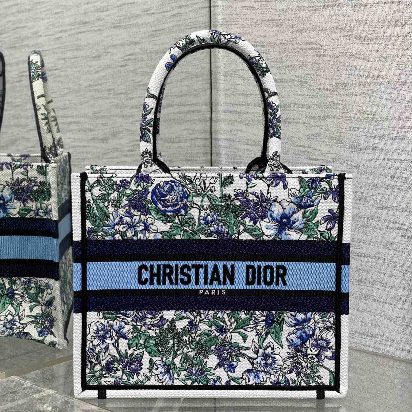 Dior Small Dior Book Tote - EUR FASHION