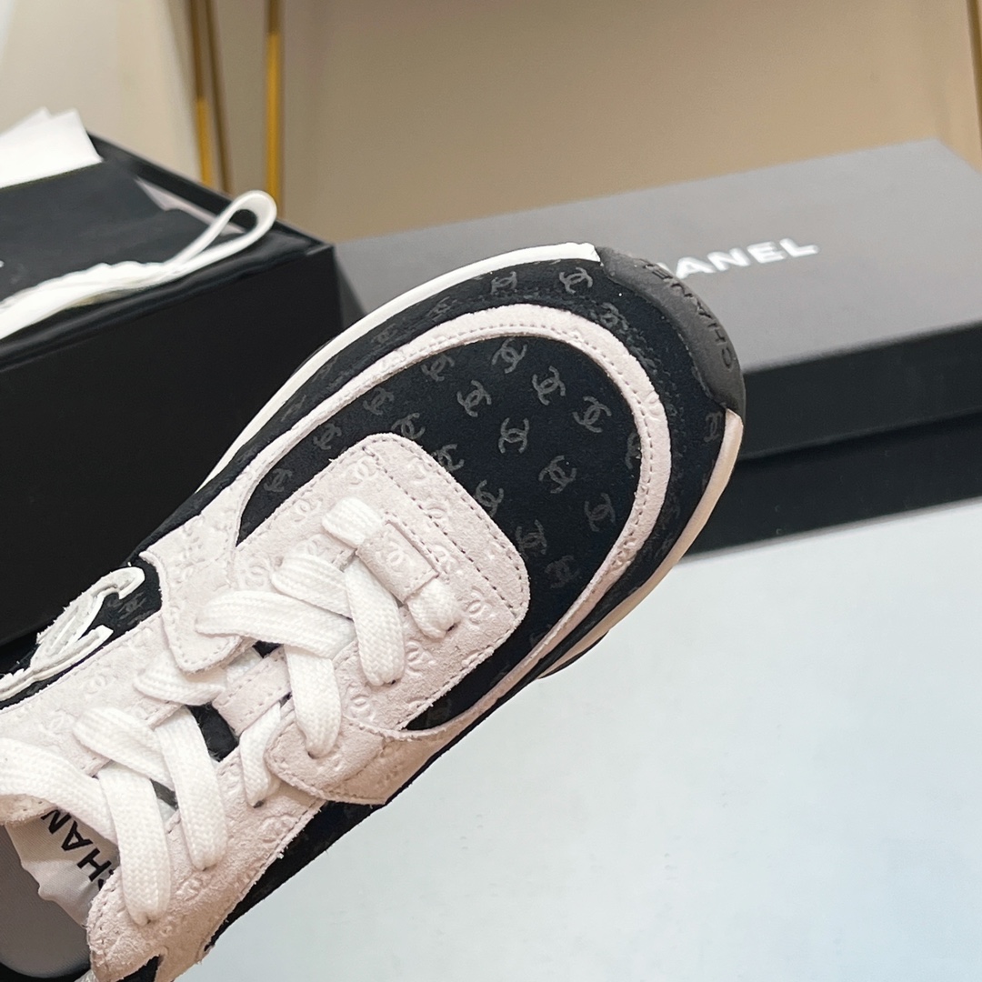 Chanel Sneakers - EUR FASHION