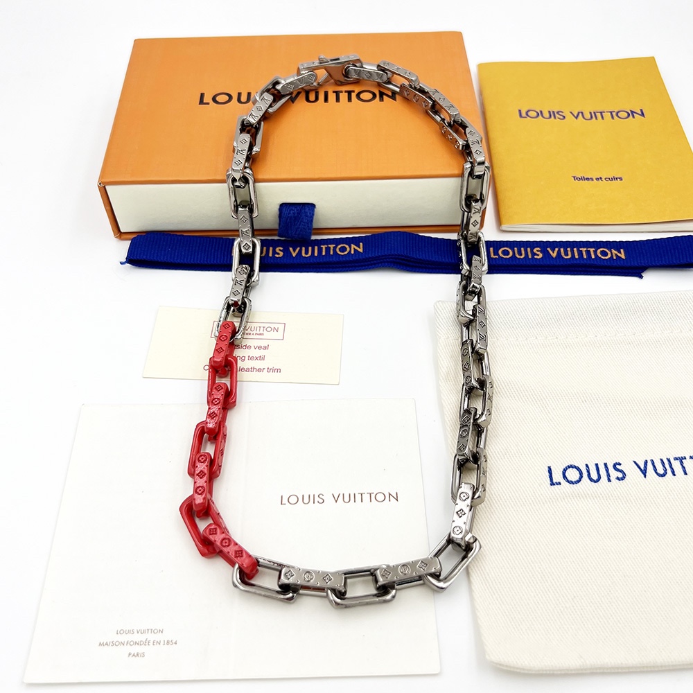 Louis Vuitton Monogram Chain Necklace  - EUR FASHION