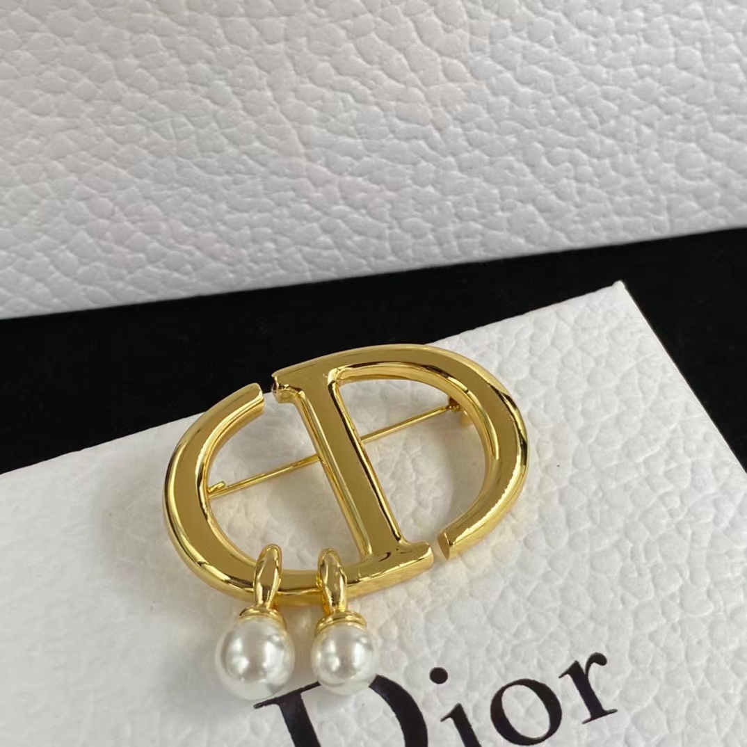 Dior Brooch - EUR FASHION