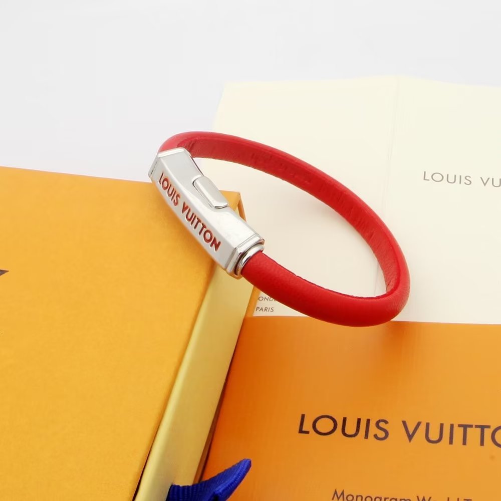 Louis Vuitton Clip It Bracelet     M8120E - EUR FASHION