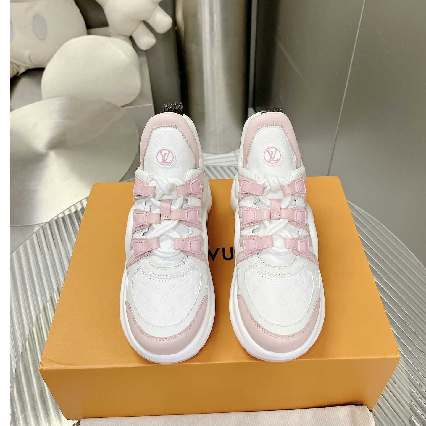 Louis Vuitton LV Archlight Sneaker    - EUR FASHION