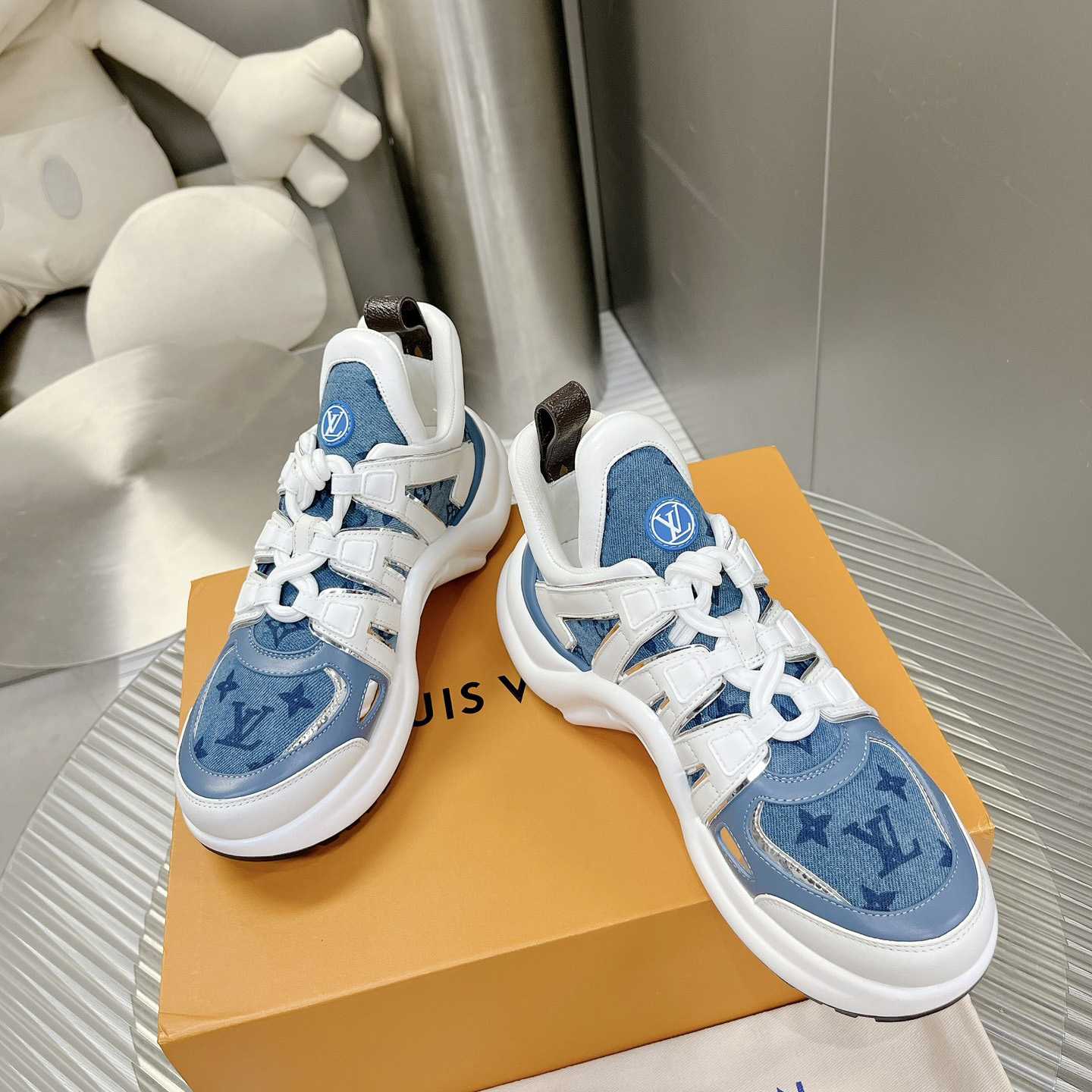 Louis Vuitton LV Archlight Sneaker    - EUR FASHION