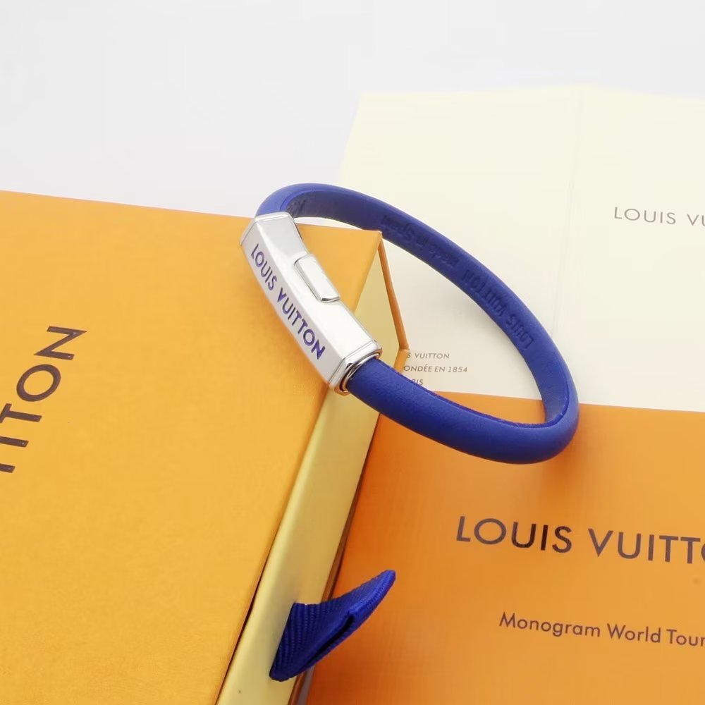 Louis Vuitton Clip It Bracelet     M8116E - EUR FASHION