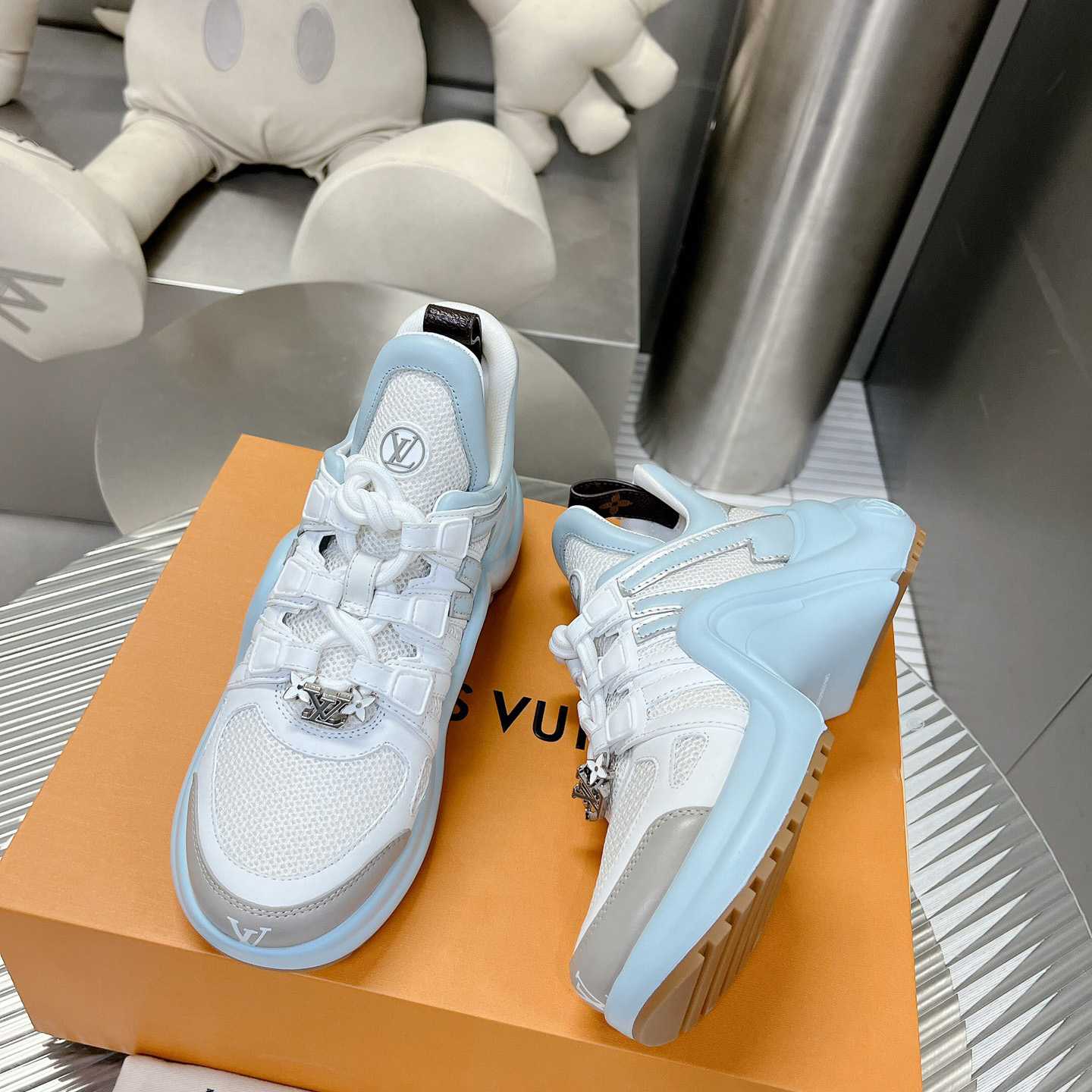 Louis Vuitton LV Archlight Sneaker     1AB154 - EUR FASHION