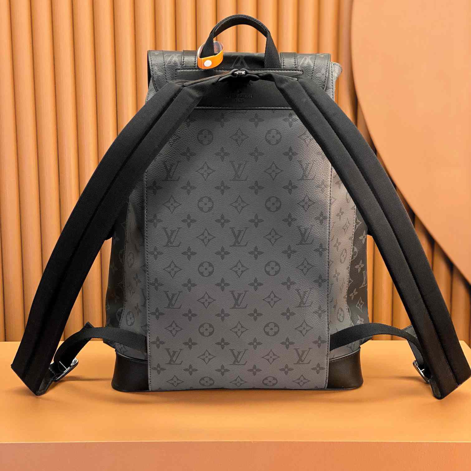 Louis Vuitton Christopher MM (38x44x21cm)     M45419 - EUR FASHION