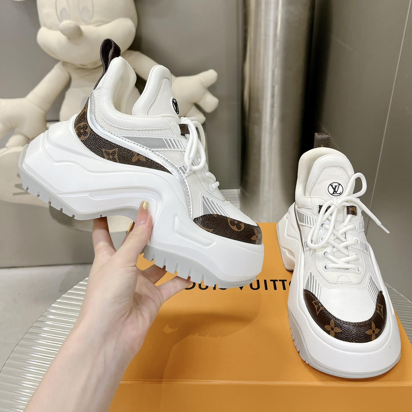 Louis Vuitton LV Archlight 2.0 Platform Sneaker    1ABIHJ - EUR FASHION