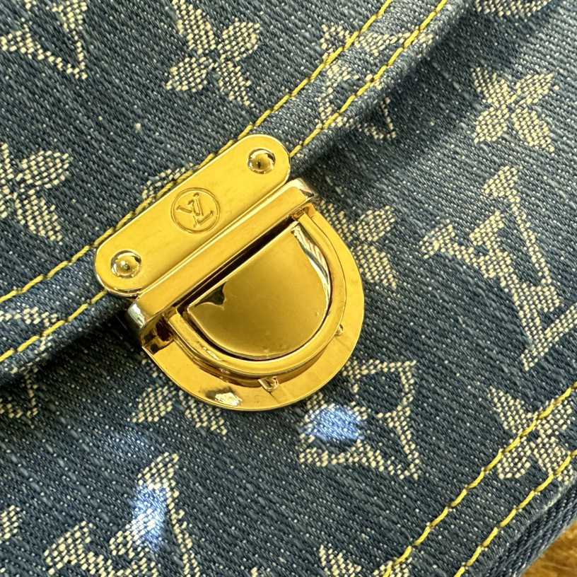 Louis Vuitton Blue Monogram Denim Bumbag   M95347 - EUR FASHION