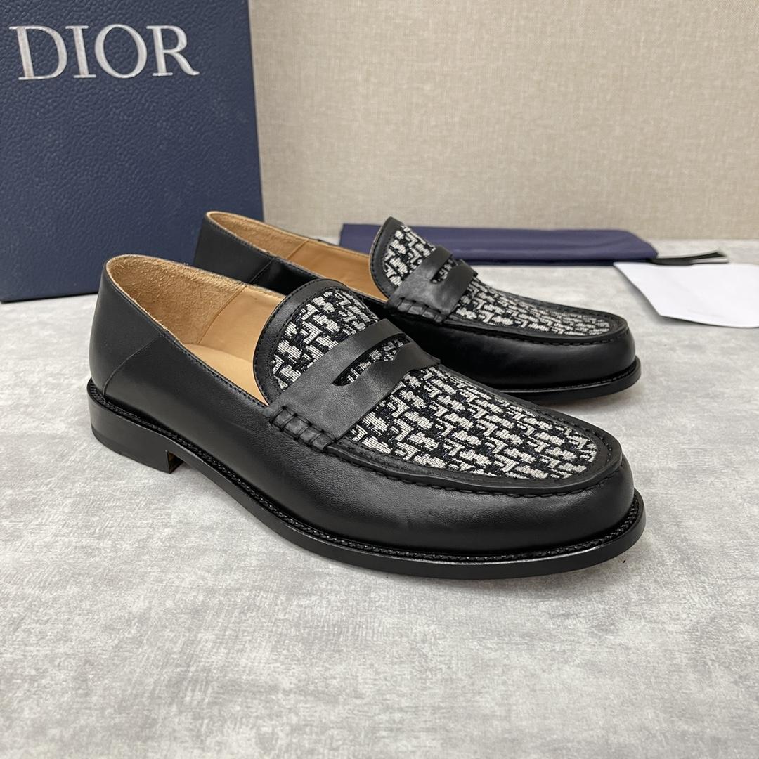 Dior Explorer Loafer - EUR FASHION