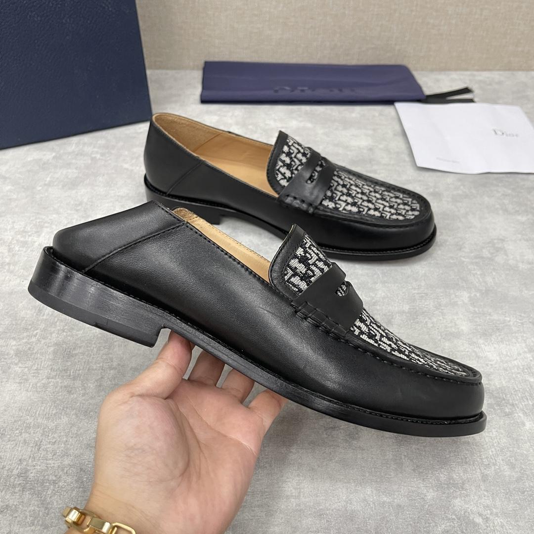 Dior Explorer Loafer - EUR FASHION