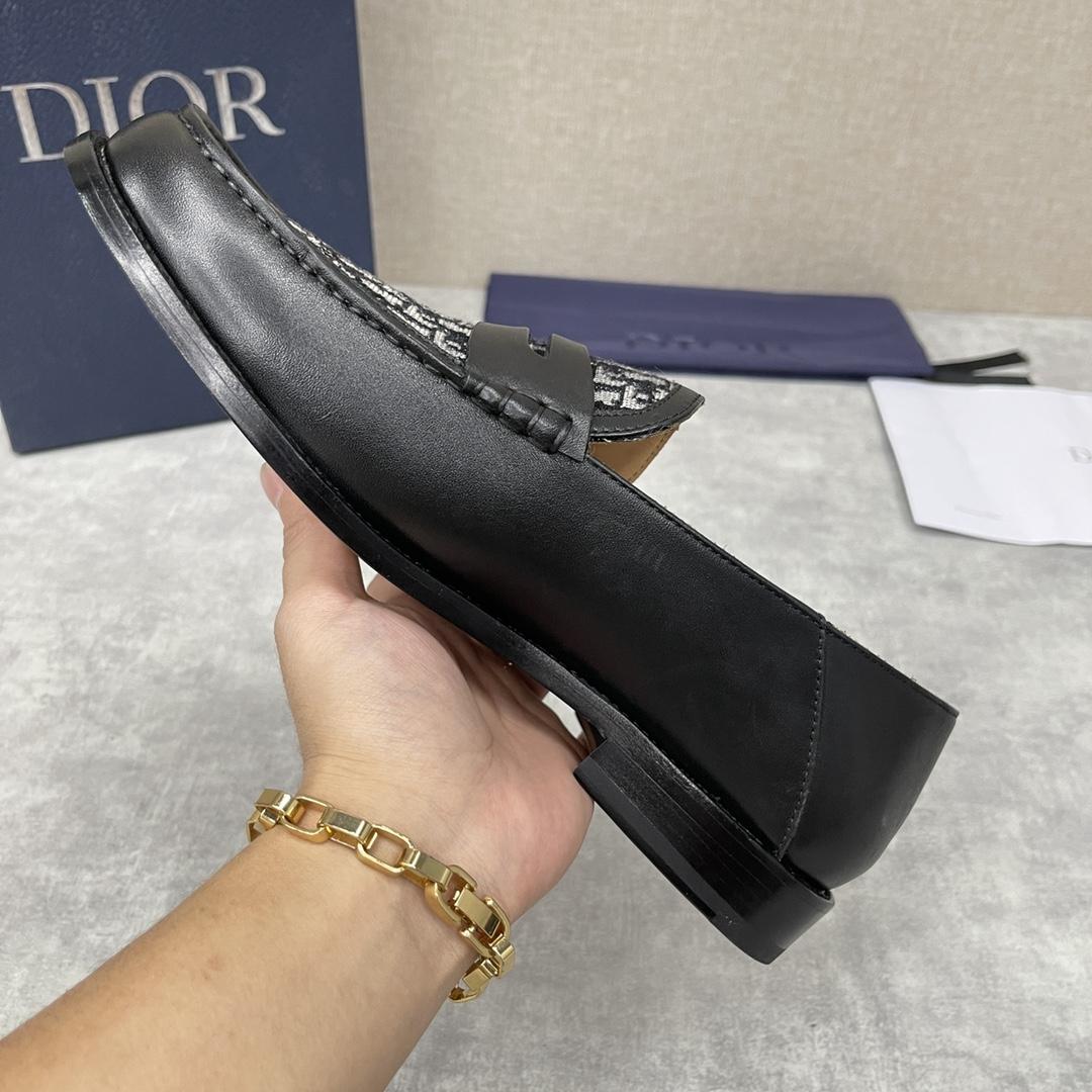 Dior Explorer Loafer - EUR FASHION