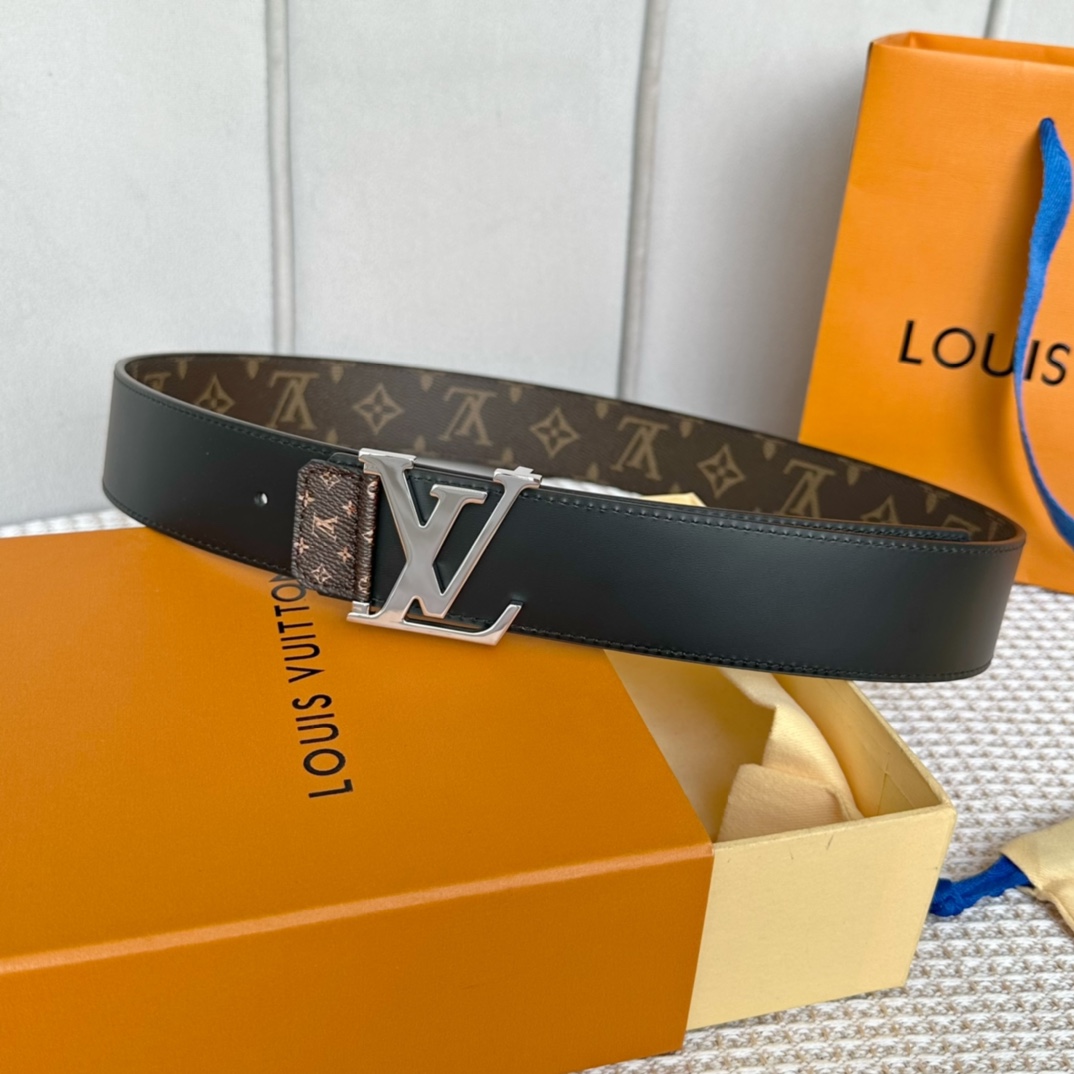 Louis Vuitton LV Tag 40MM Reversible Belt     M0686Q - EUR FASHION