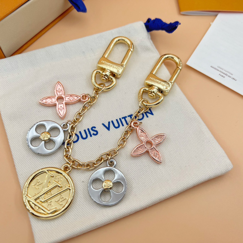 Louis Vuitton Nanogram Family Bag Charm   M01001 - EUR FASHION