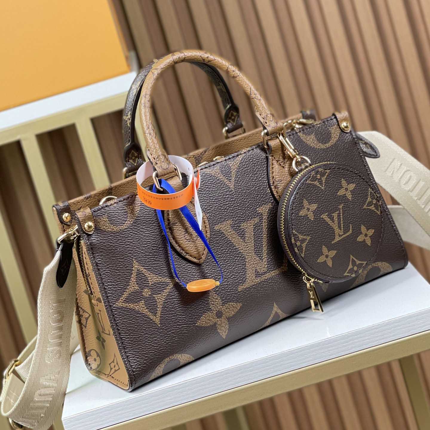 Louis Vuitton OnTheGo East West    M46653 - EUR FASHION