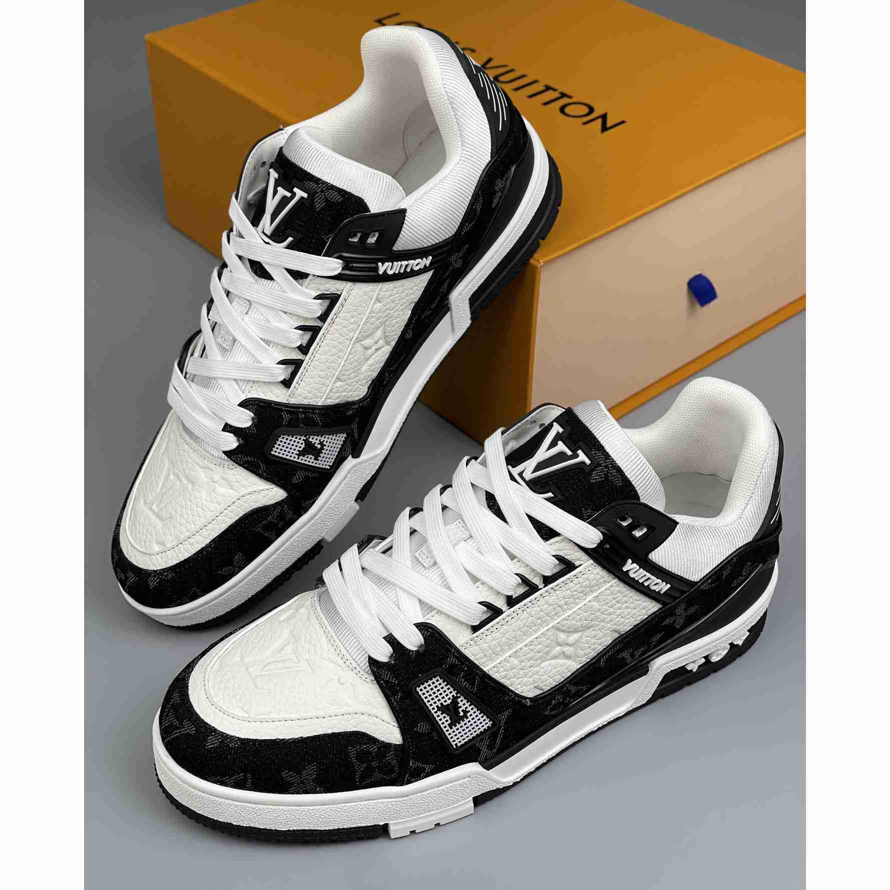 Louis Vuitton Trainer Sneaker In Blakc&White(Upon UK Size) - EUR FASHION