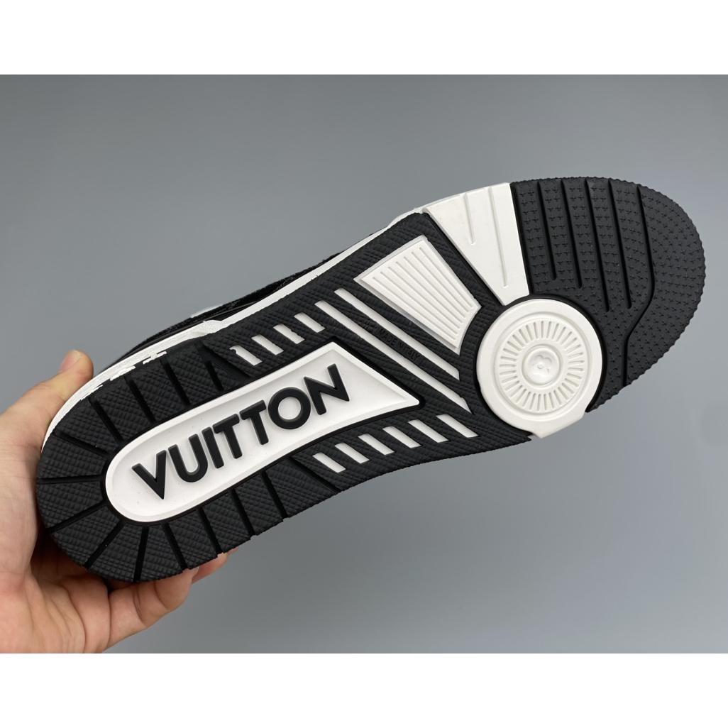 Louis Vuitton Trainer Sneaker In Blakc&White(Upon UK Size) - EUR FASHION