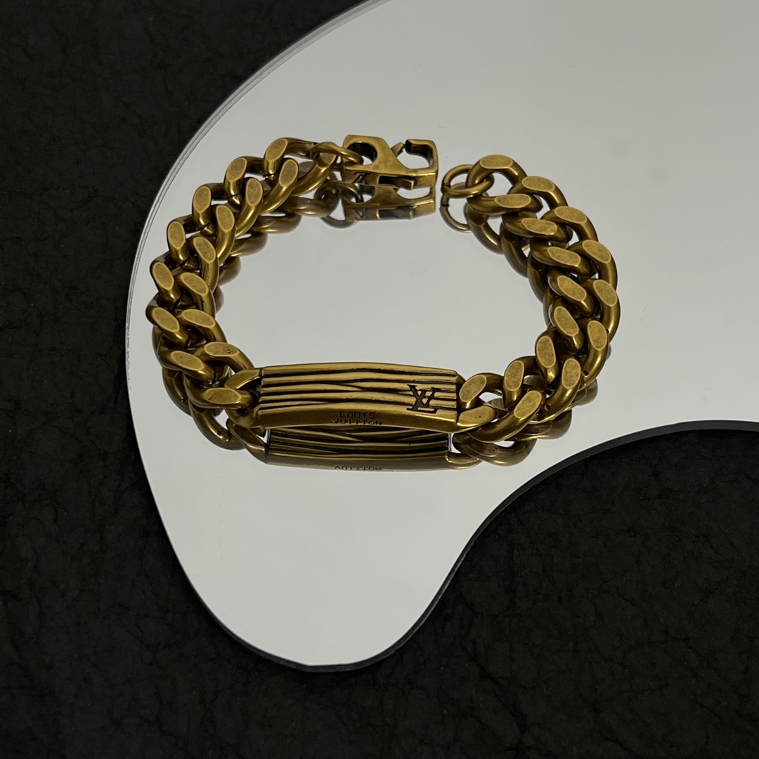 Louis Vuitton LV Epi Bracelet - EUR FASHION