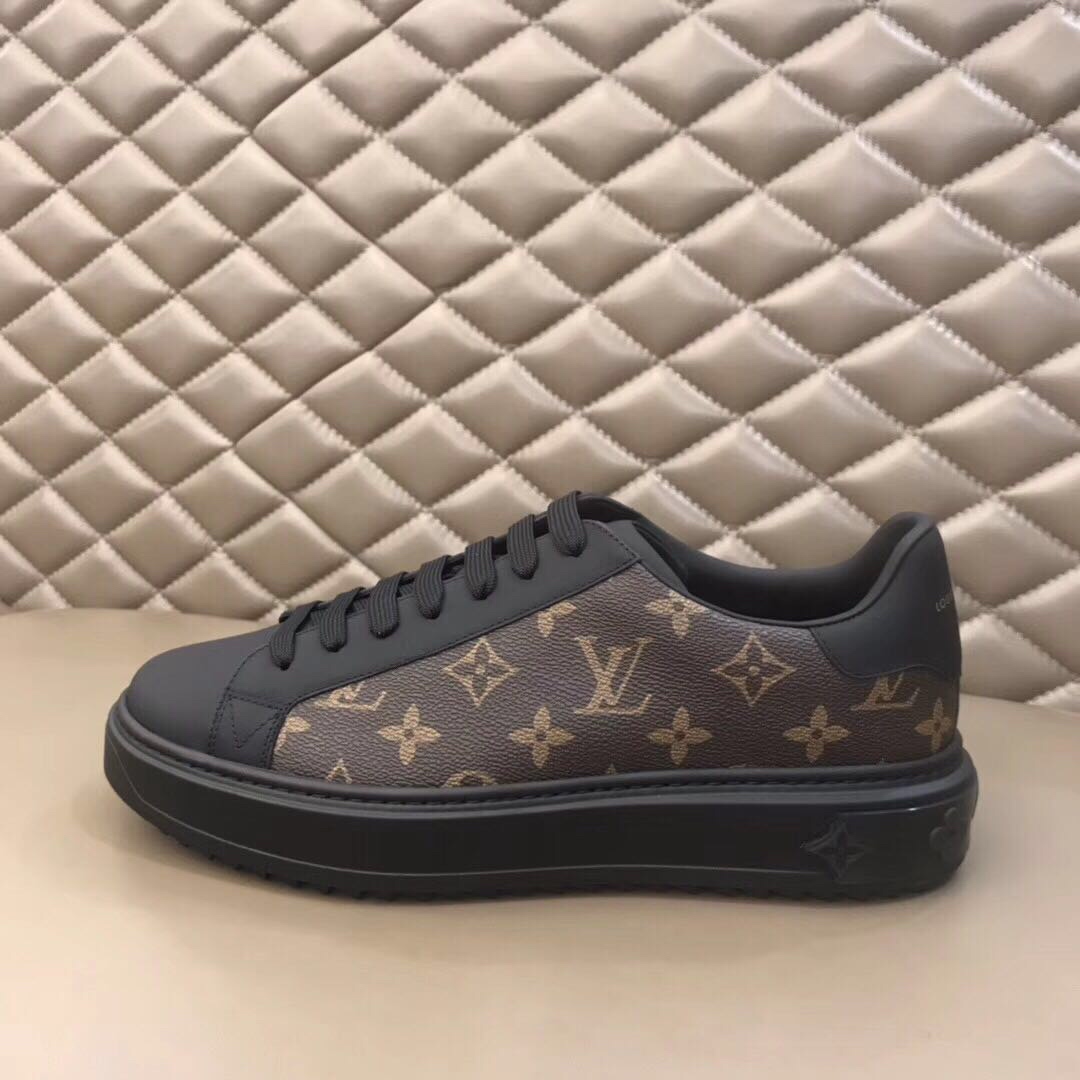 Louis Vuitton Monogram Sneakers - EUR FASHION