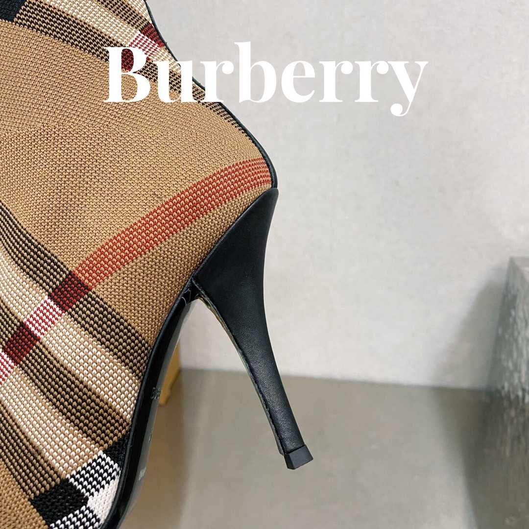 Burberry Women's Sock Ankle Boots - EUR FASHION