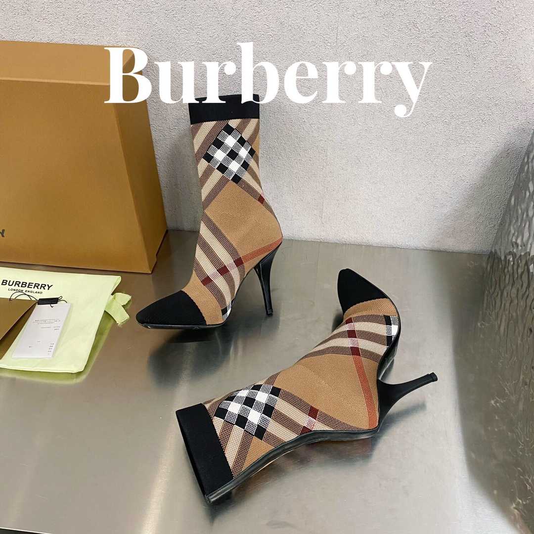 Burberry Women's Sock Ankle Boots - EUR FASHION