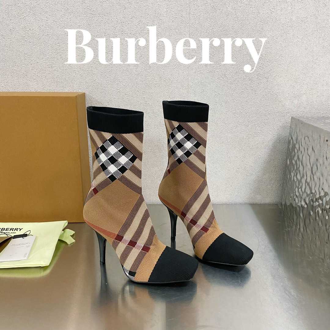 Burberry Women's Sock Ankle Boots - EUR FASHION