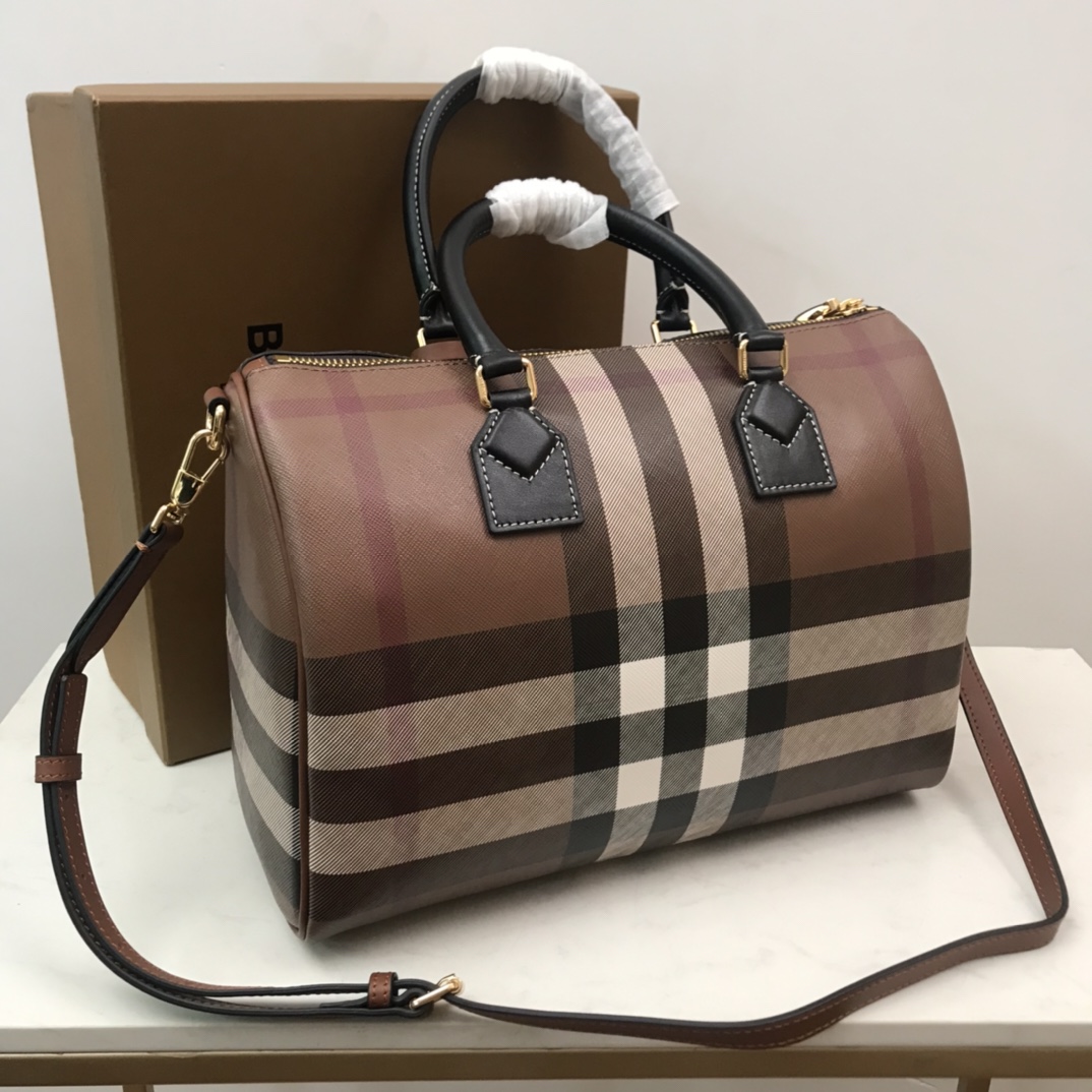 Burberry Medium Check-pattern Leather Bowling Bag (30 x 15 x 21cm) - EUR FASHION