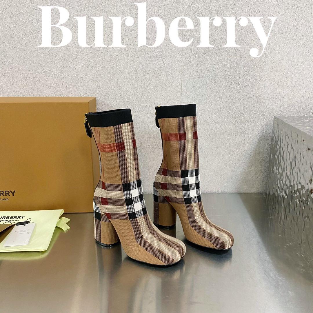 Burberry Knitted Check Sock Boots - EUR FASHION