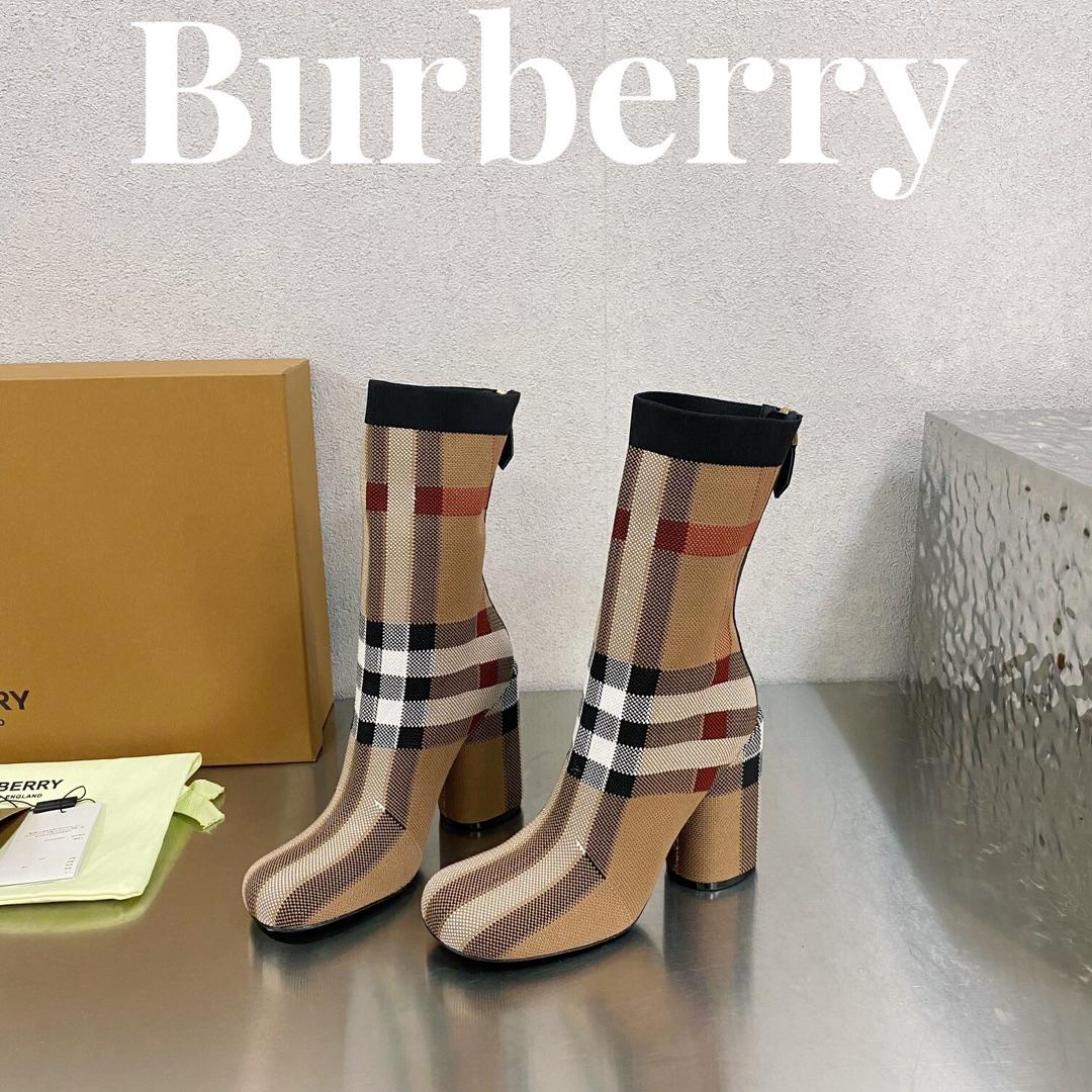 Burberry Knitted Check Sock Boots - EUR FASHION