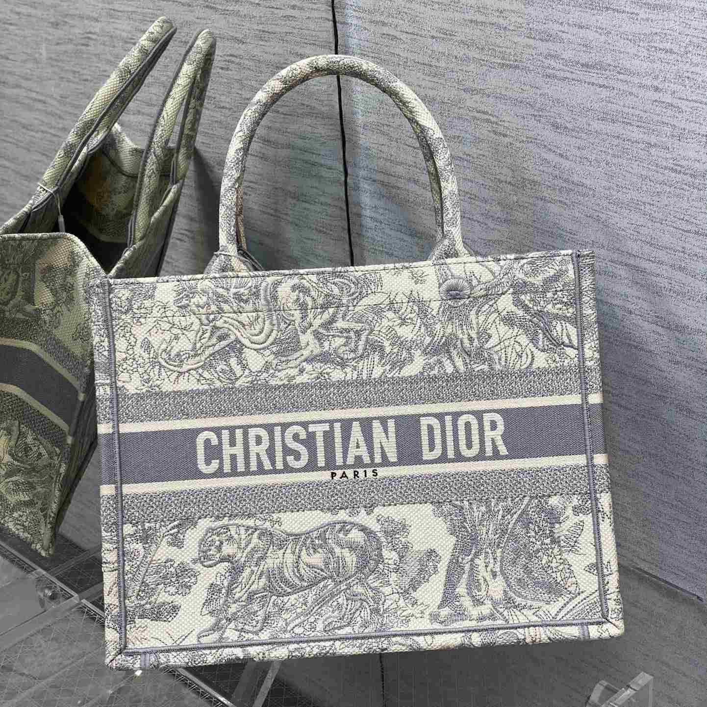 Dior Medium Dior Book Tote - EUR FASHION