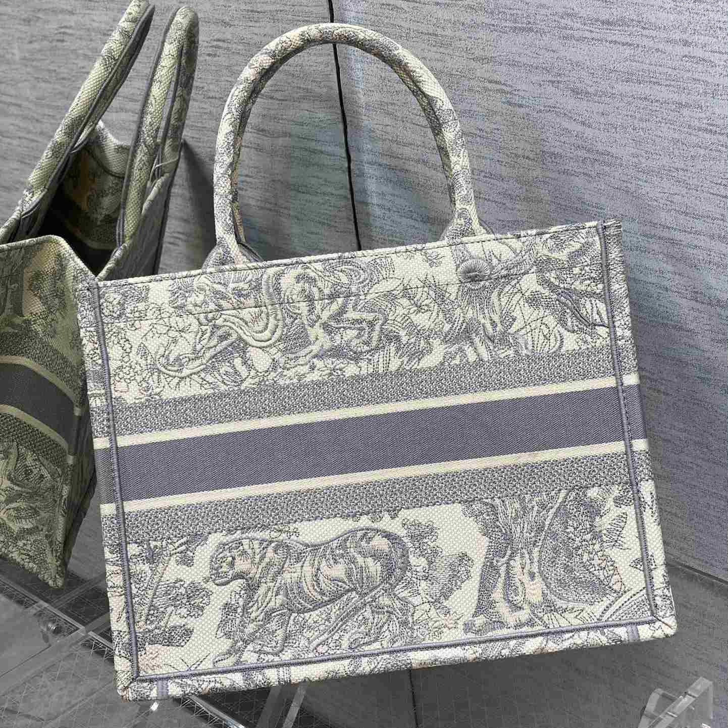 Dior Medium Dior Book Tote - EUR FASHION