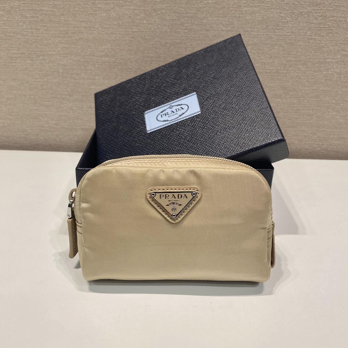 Prada Re-Nylon Necessaire - EUR FASHION