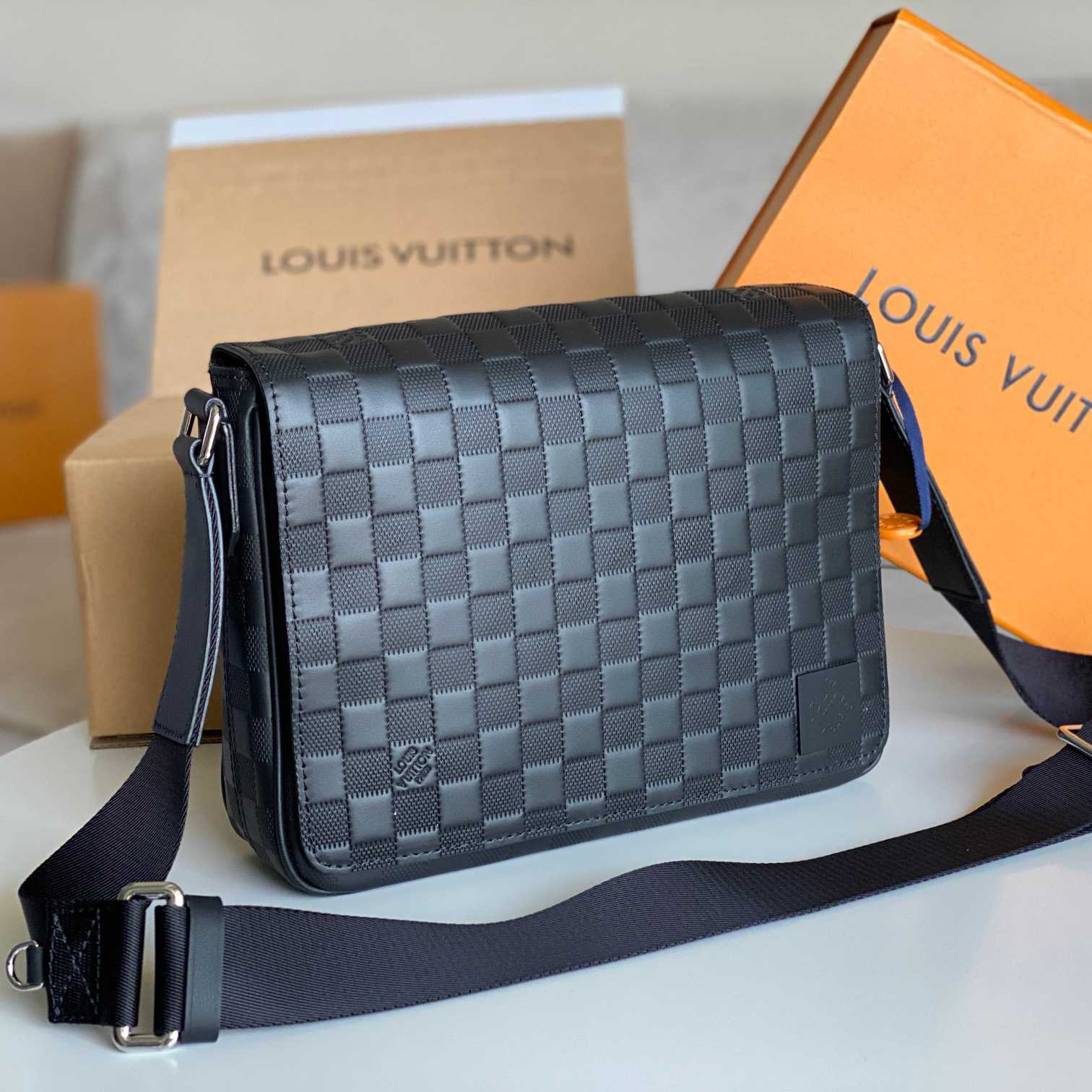 Louis Vuitton District PM (26 x 20 x 7cm)   N42711 - EUR FASHION