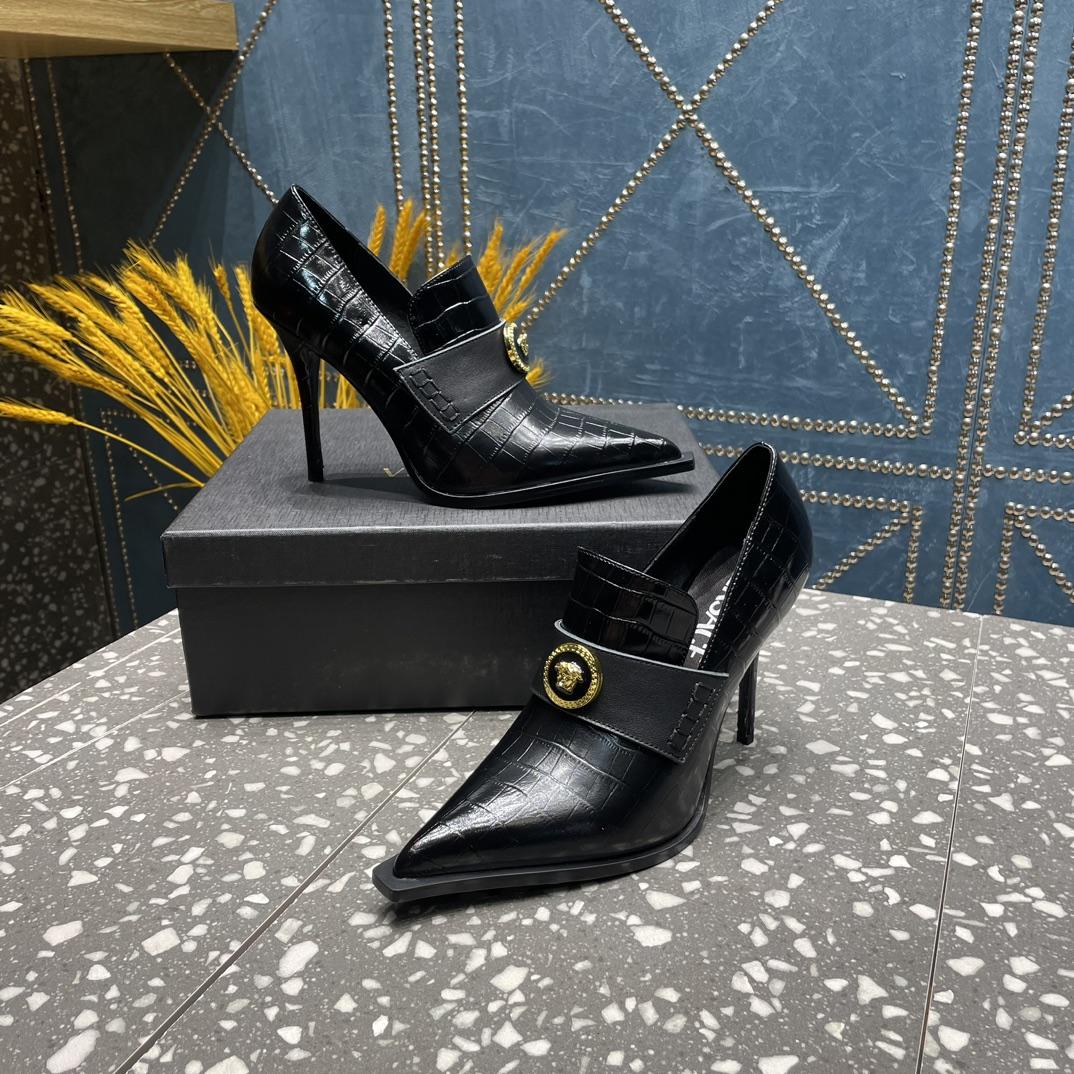 Versace Alia Pumps - EUR FASHION