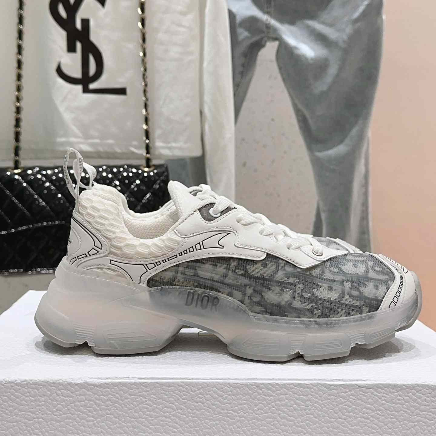 Dior Vibe Sneaker - EUR FASHION