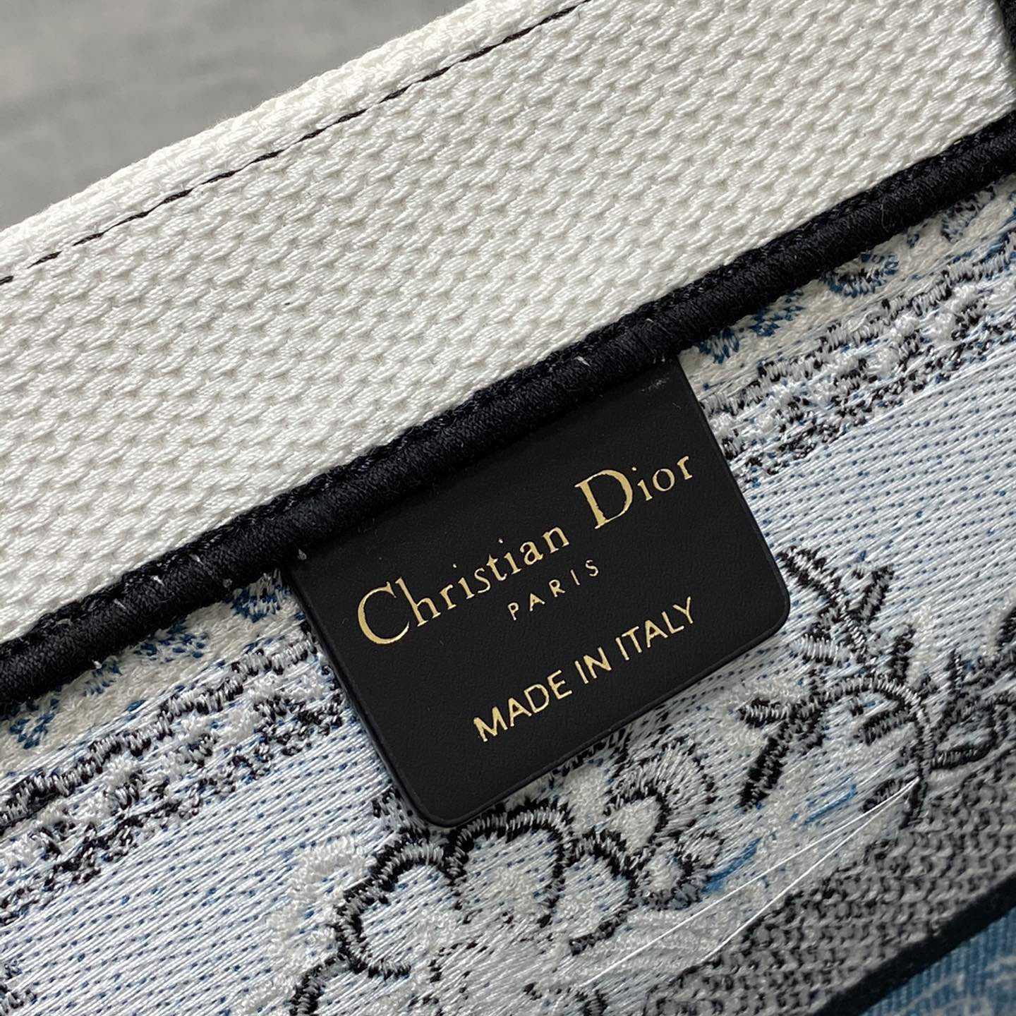 Dior Medium Dior Book Tote - EUR FASHION