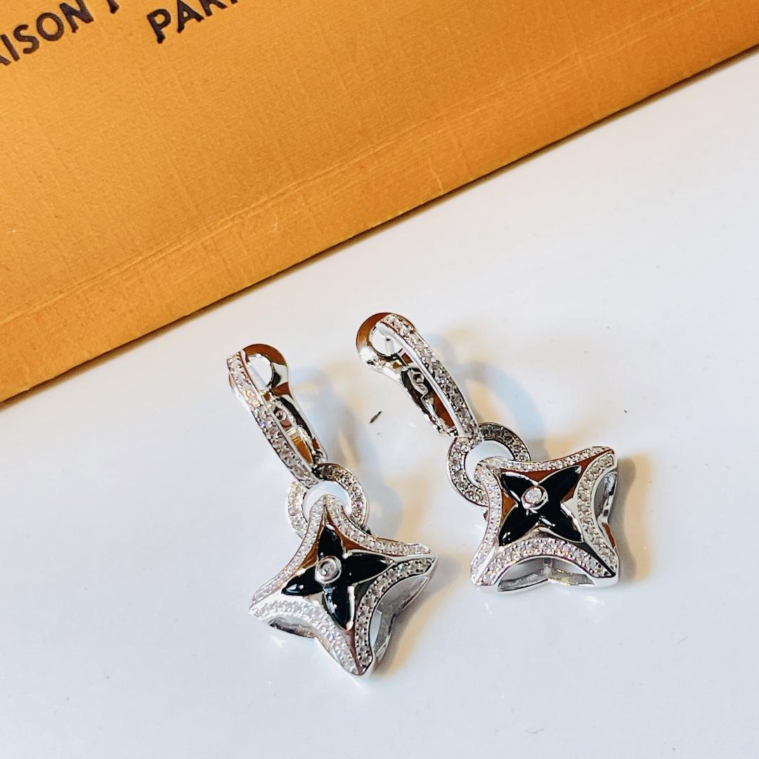 Louis Vuitton Ever Blossom Earrings   Q9696 - EUR FASHION