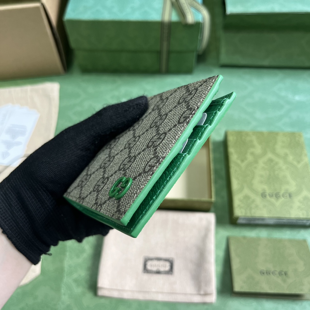 Gucci Wallet With GG Detail - EUR FASHION