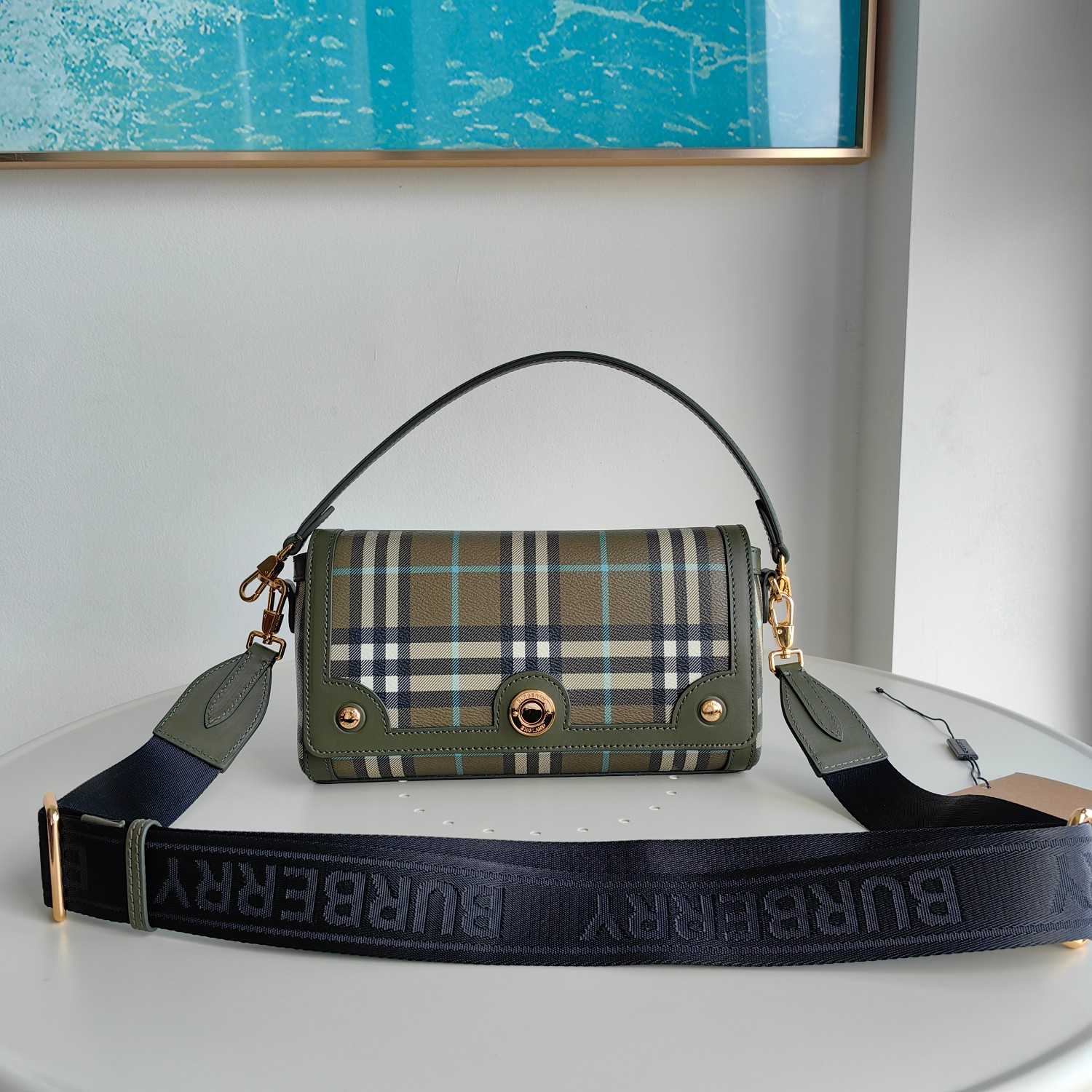 Burberry Top Handle Note Bag - EUR FASHION