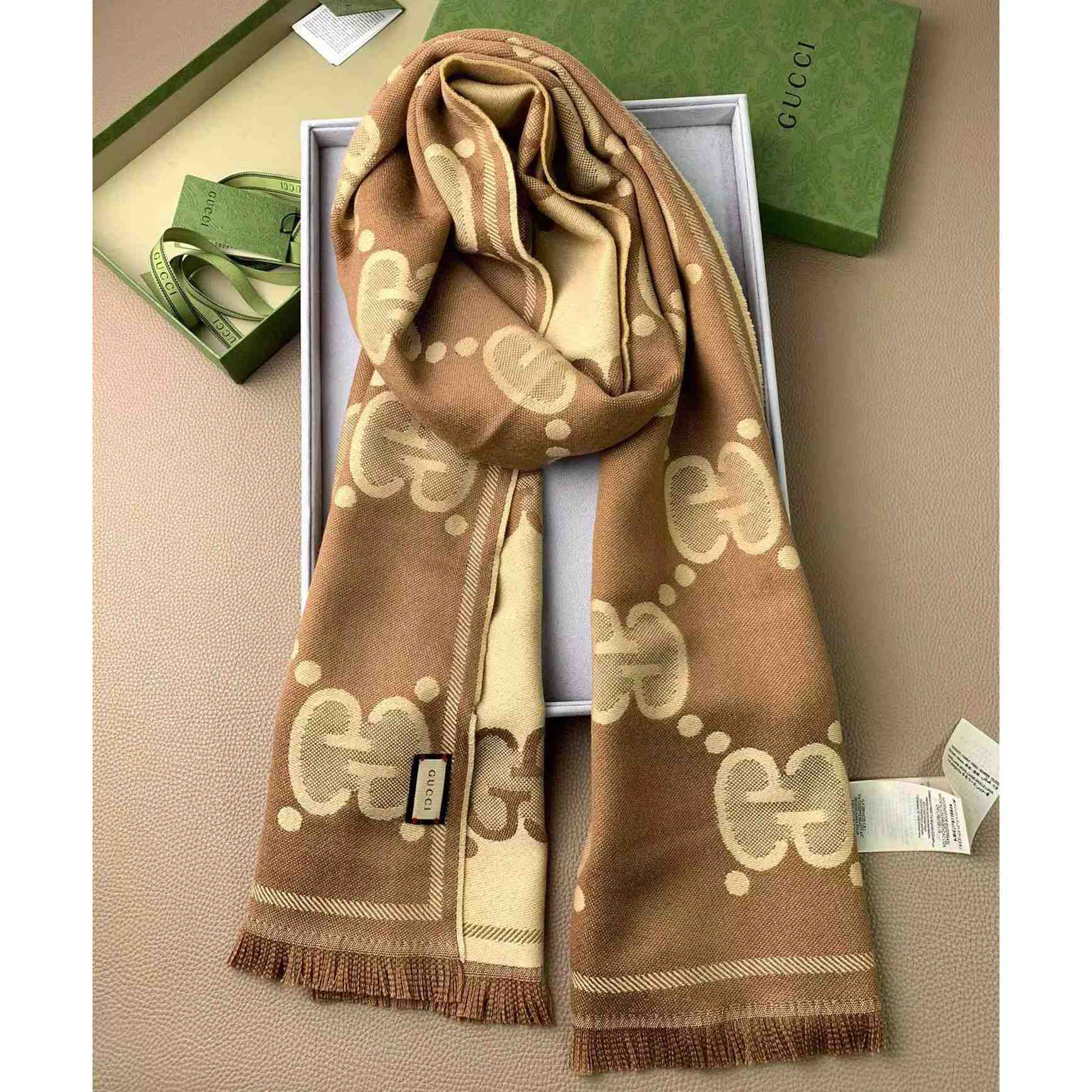 Gucci GG Pattern Scarf - EUR FASHION