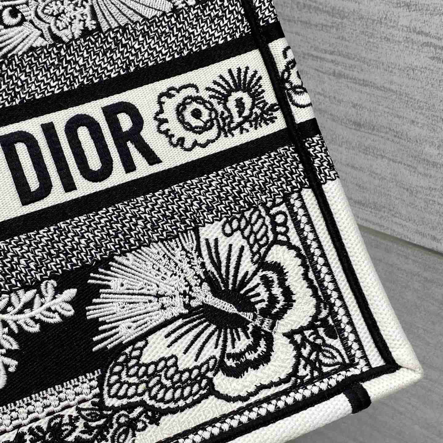 Dior Medium Dior Book Tote - EUR FASHION