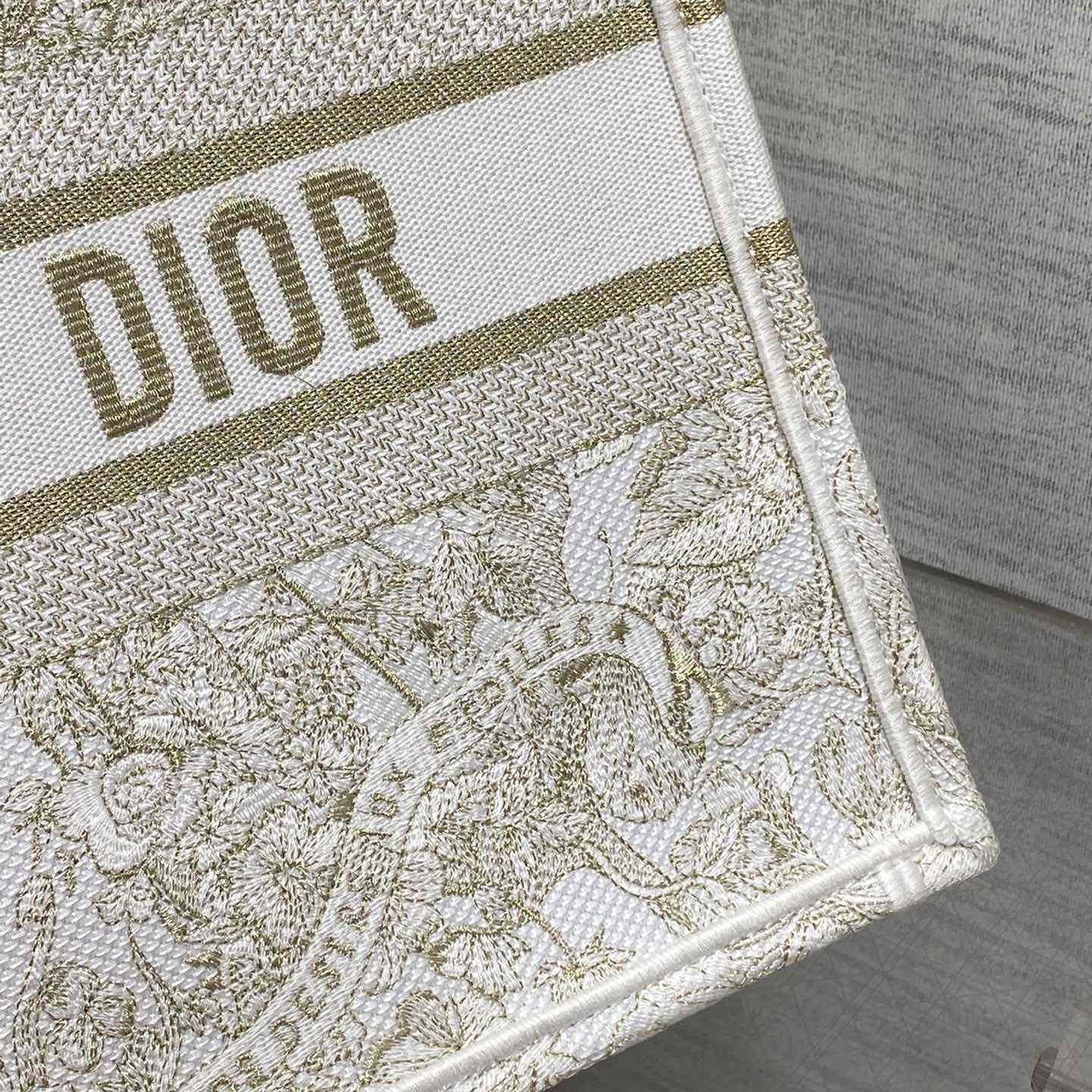 Dior Medium Dior Book Tote - EUR FASHION